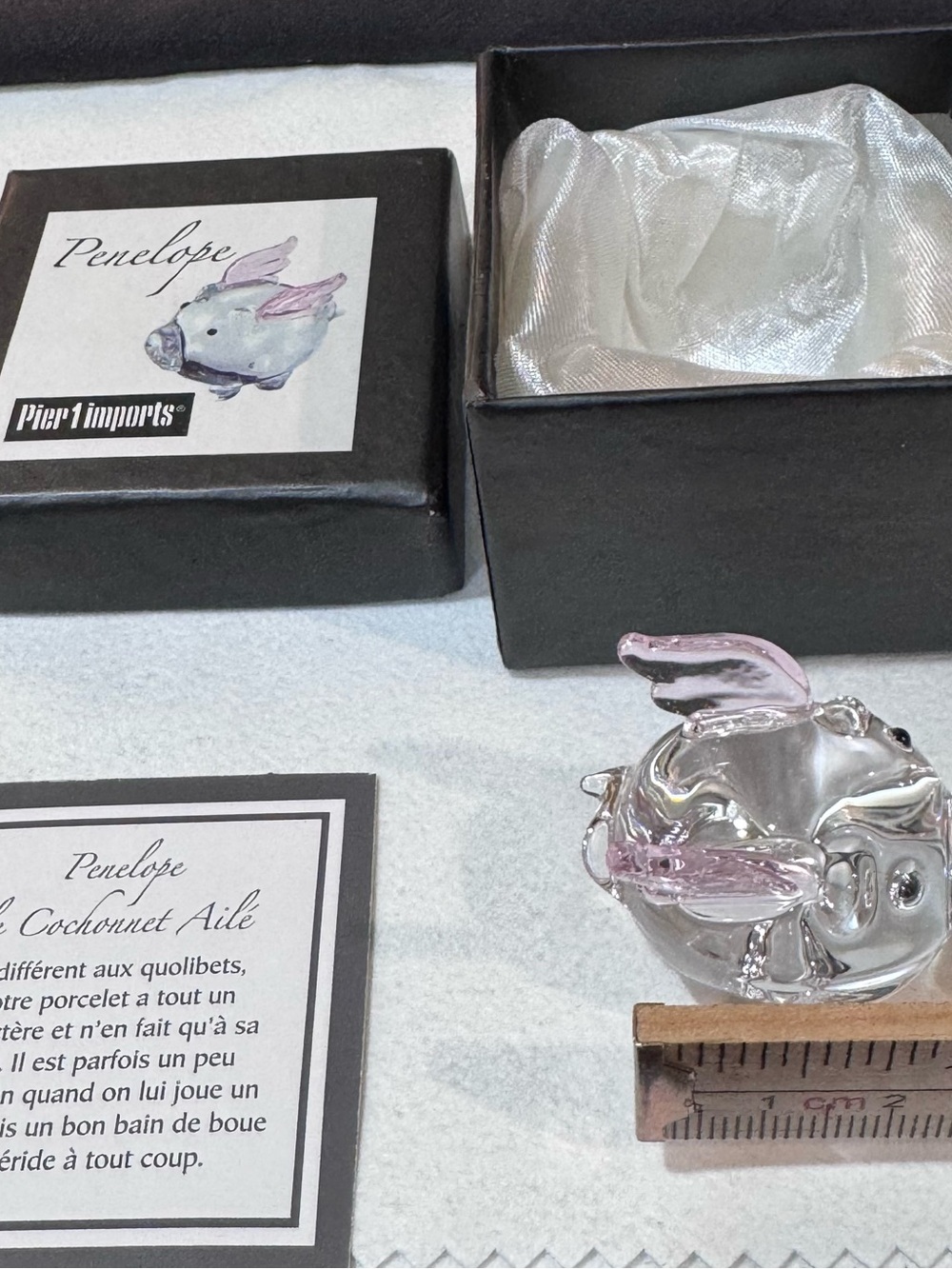 Tiny Glass Flying Pig Figurine